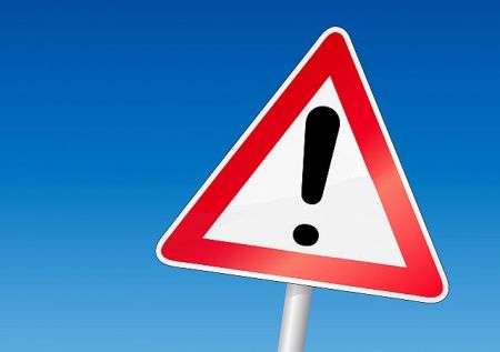 Warnung vor Teerkolonnen